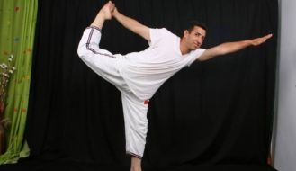 Yoga for body and shoulders يوغا للجسم والأكتاف