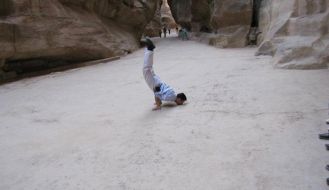 Yoga: The Sun Peace Exercise - يوغا: تمرين سلام الشمس