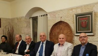 بنك القدس يكرم نائب مديره العام السابق أحمد عنبتاوي