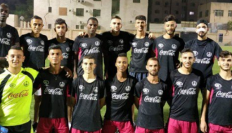 المشروبات الوطنية تدعم فريق نادي ذنابة لكرة القدم بالزيّ الرياضي