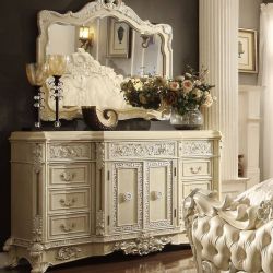 Classic Vanity Makeup Table