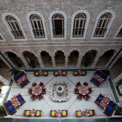 AL RIWAQ RESTAURANT AND COFFEE SHOP