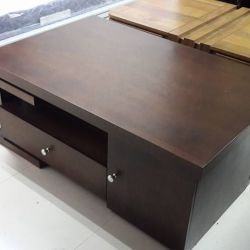 طاولة وسط